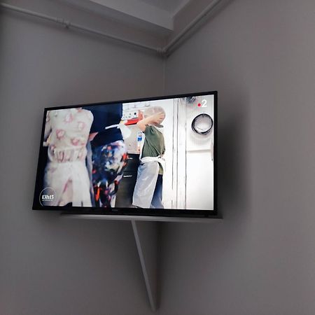 ホテル ベスト ウェスタン ドゥ ディアヌ ヌヴェール エクステリア 写真